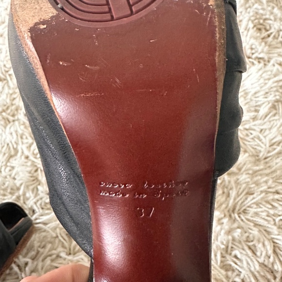 Chie Mihara Black Magic Pebble Leather - Size 37 - Picture 8 of 12